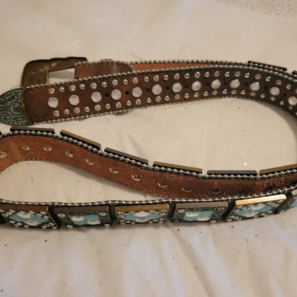 Leather Cowgirl Belt - Picture 10 of 11